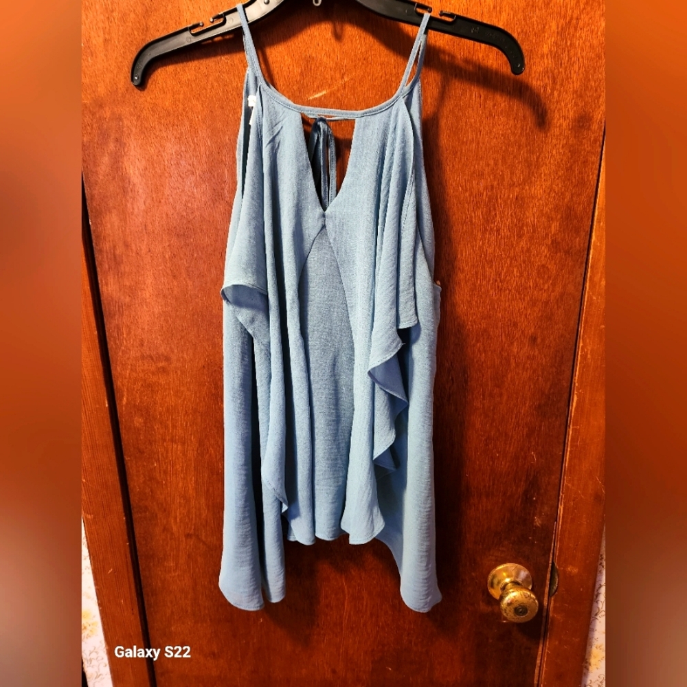 Maurices top